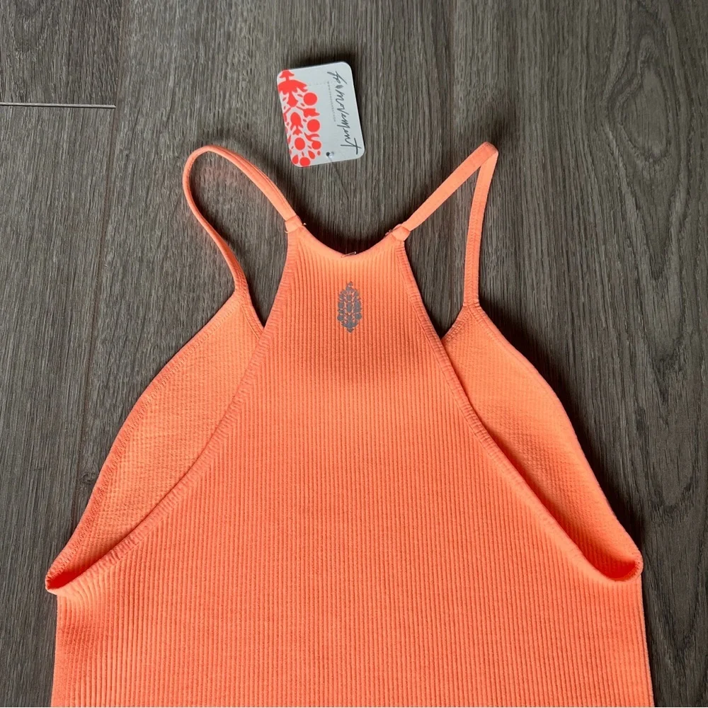 Free People Movement Happiness Runs Crop Tank In Peach Horizon Size M/L - Picture 12 of 14